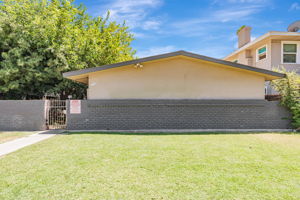024_360 N Calaveras St