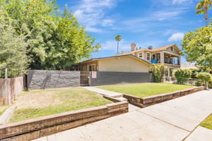 026_360 N Calaveras St