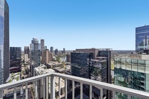 Nueces St 3701-S0710-022.jpg