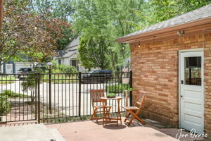  Photo 46