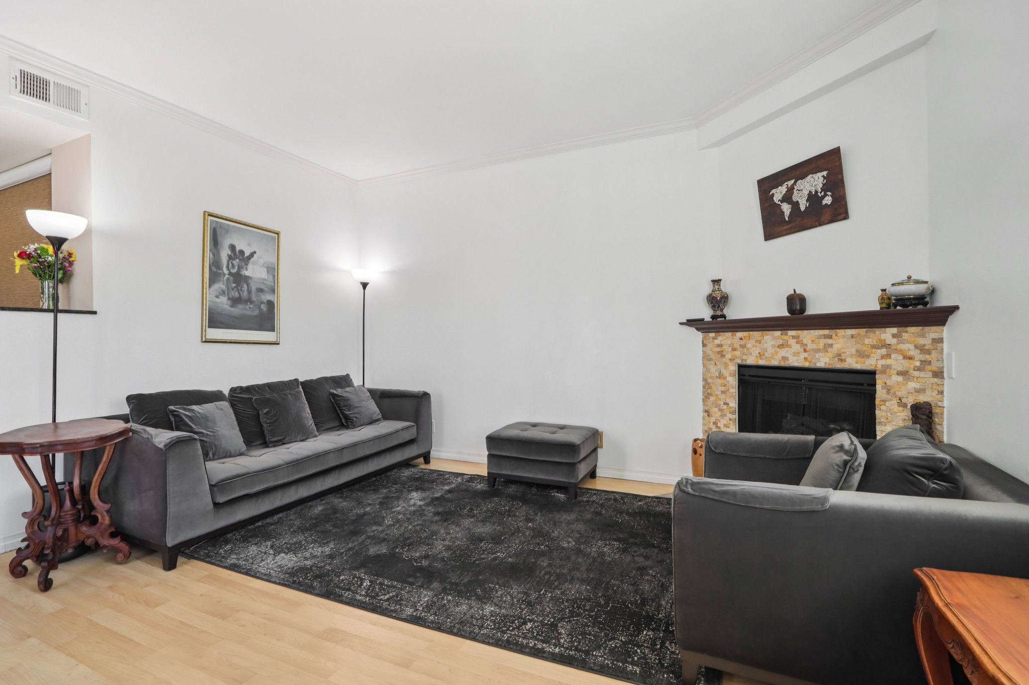 S Los Robles Ave-S0811-006.jpg