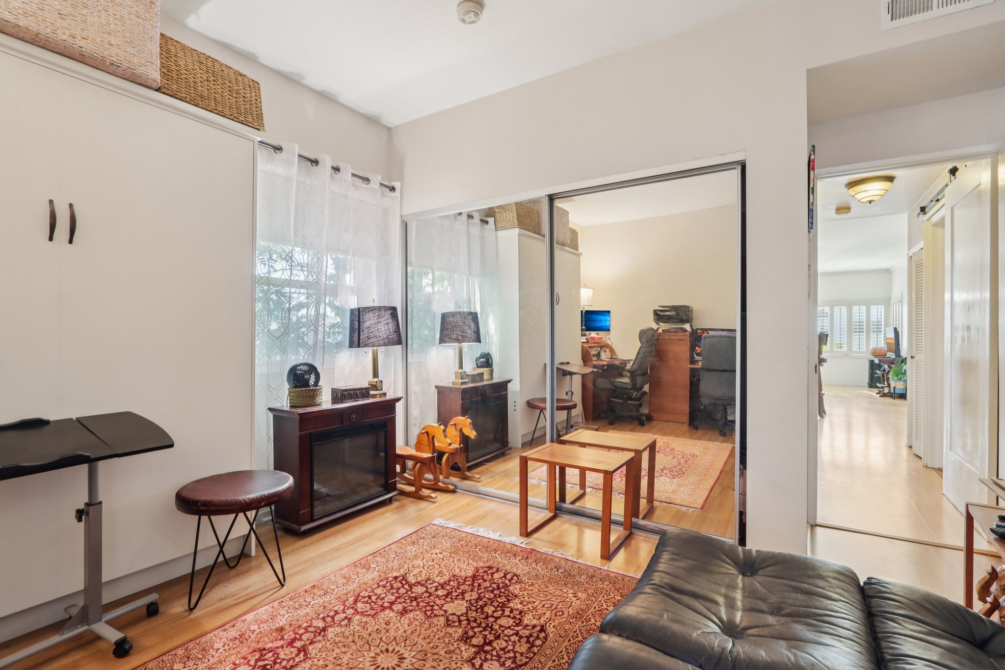 S Los Robles Ave-S0811-012.jpg