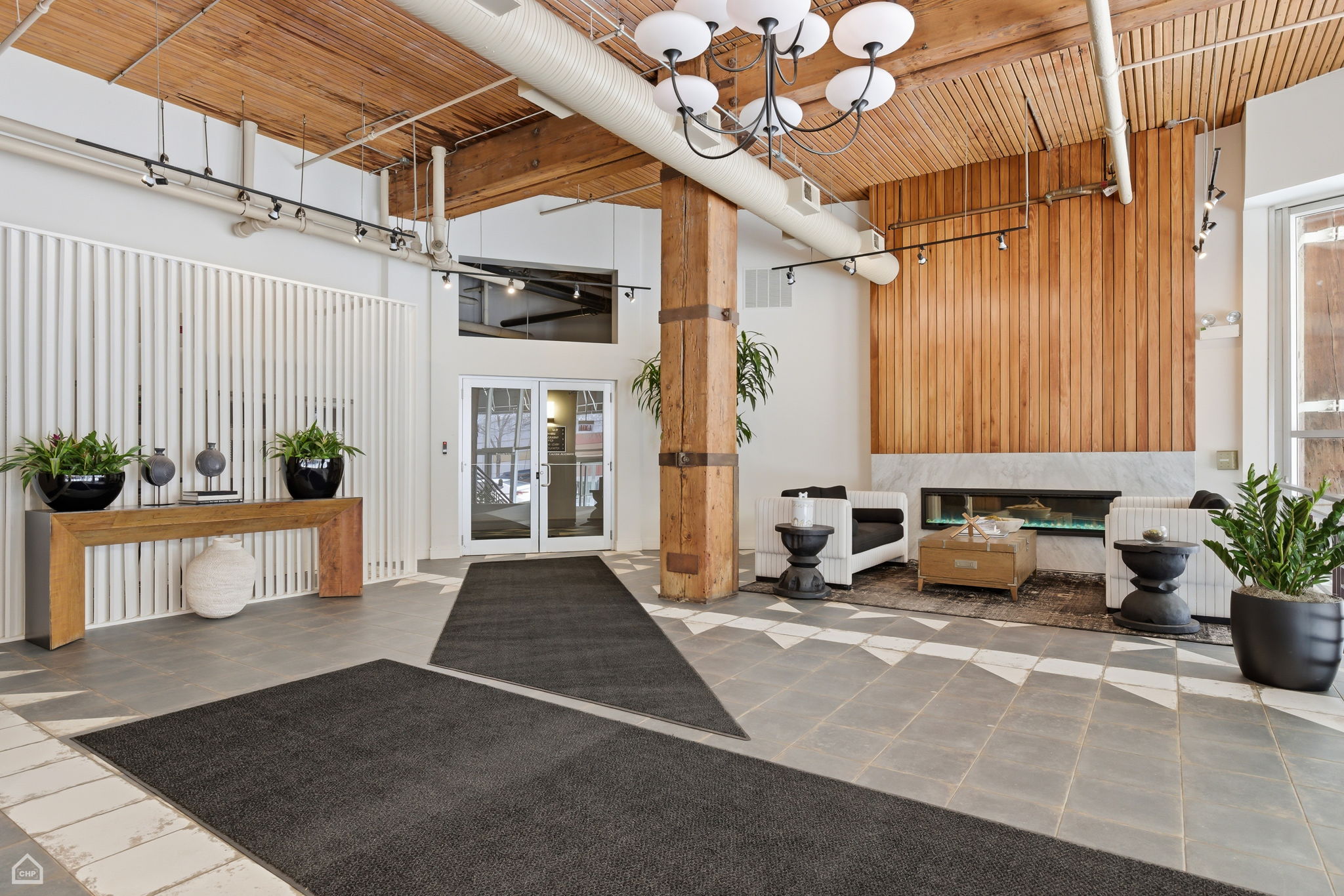 360 W Illinois St 531 - Charlie Arnold_003