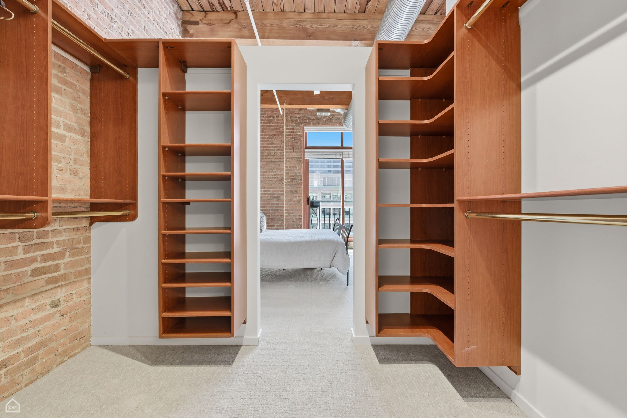 360 W Illinois St 531 - Charlie Arnold_021