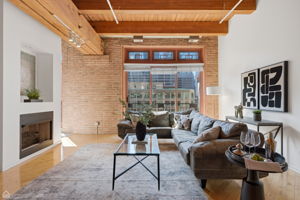 360 W Illinois St 531 - Charlie Arnold_007