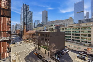 360 W Illinois St 531 - Charlie Arnold_023