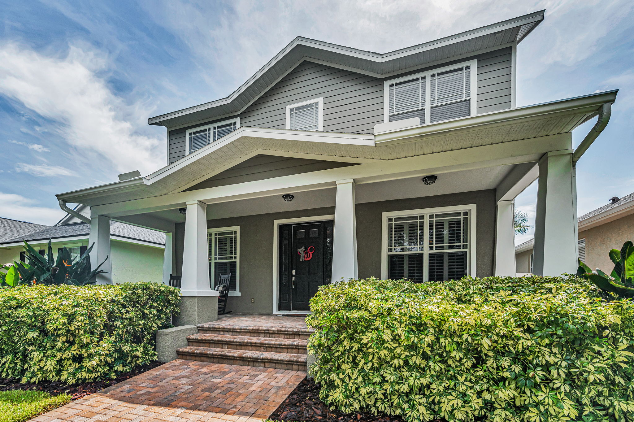 Front Exterior5