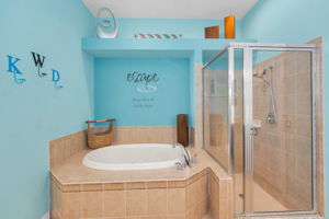 First Floor Primary Bathroom1b