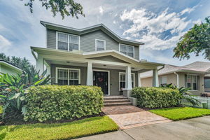 Front Exterior6