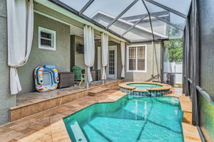 Pool8