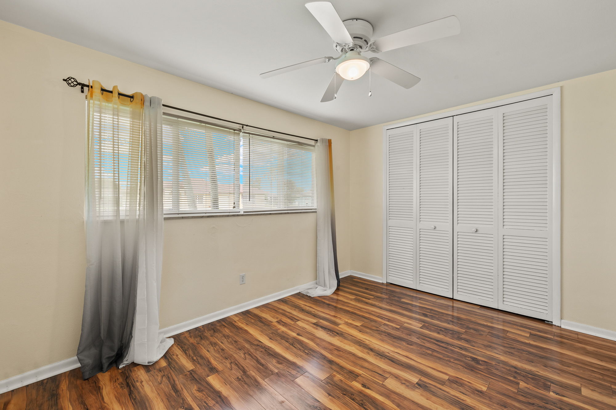 Guest Bedroom 2 - 2 of 2