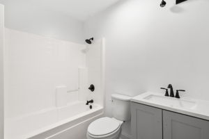  Photo 46