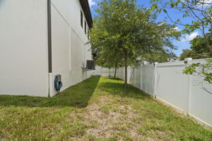  Photo 49