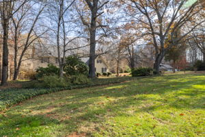 3604 Hunting Ridge Dr-3