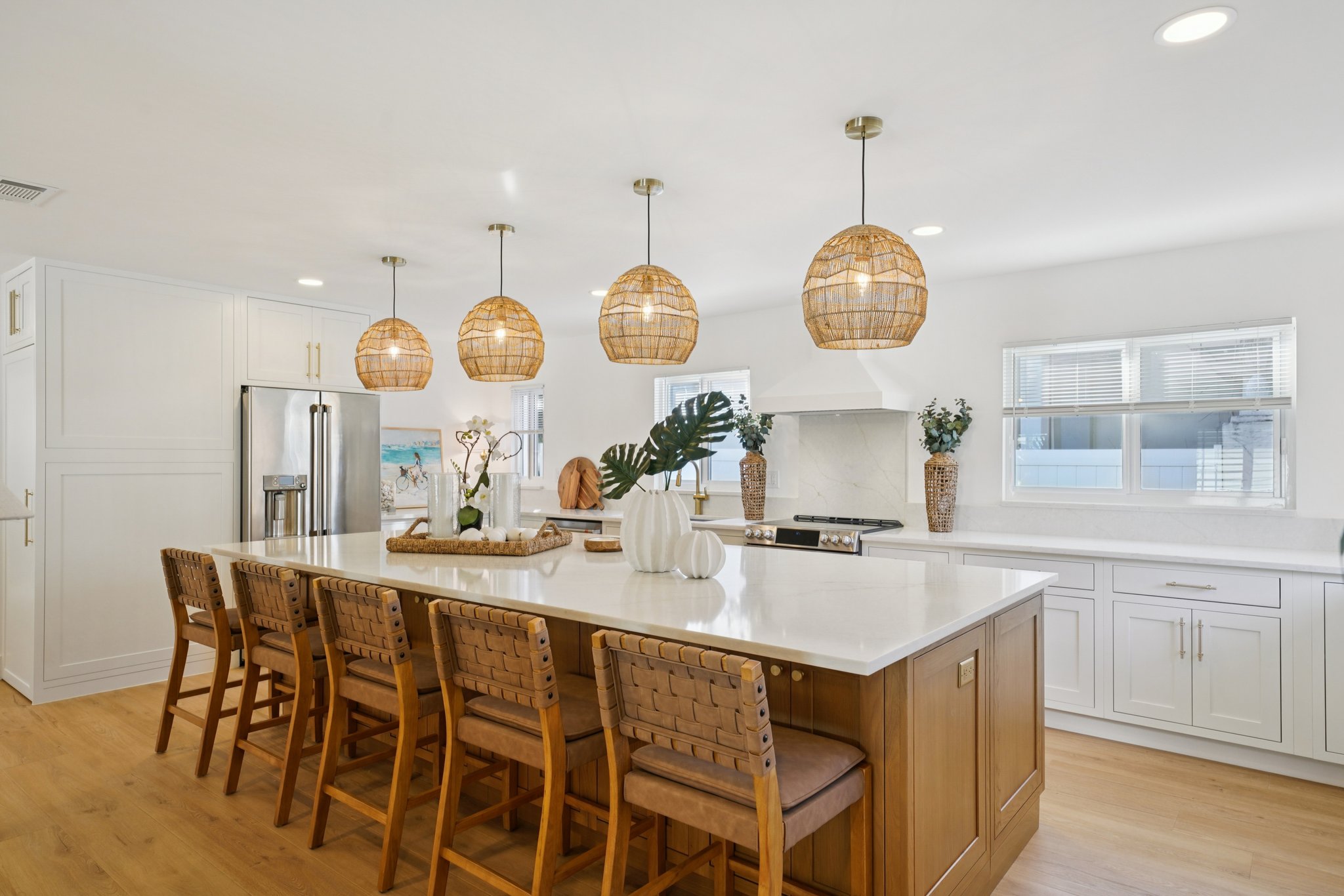 W San Pedro St-L2212-023.jpg