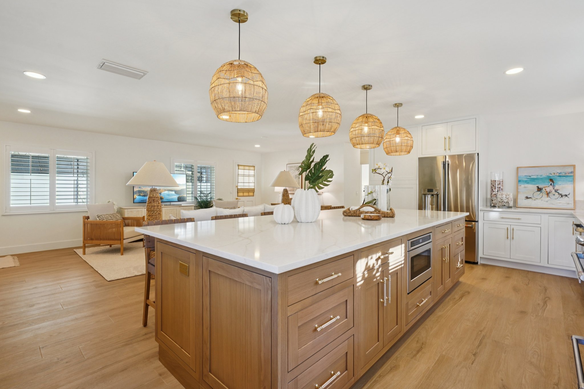 W San Pedro St-L2212-031.jpg