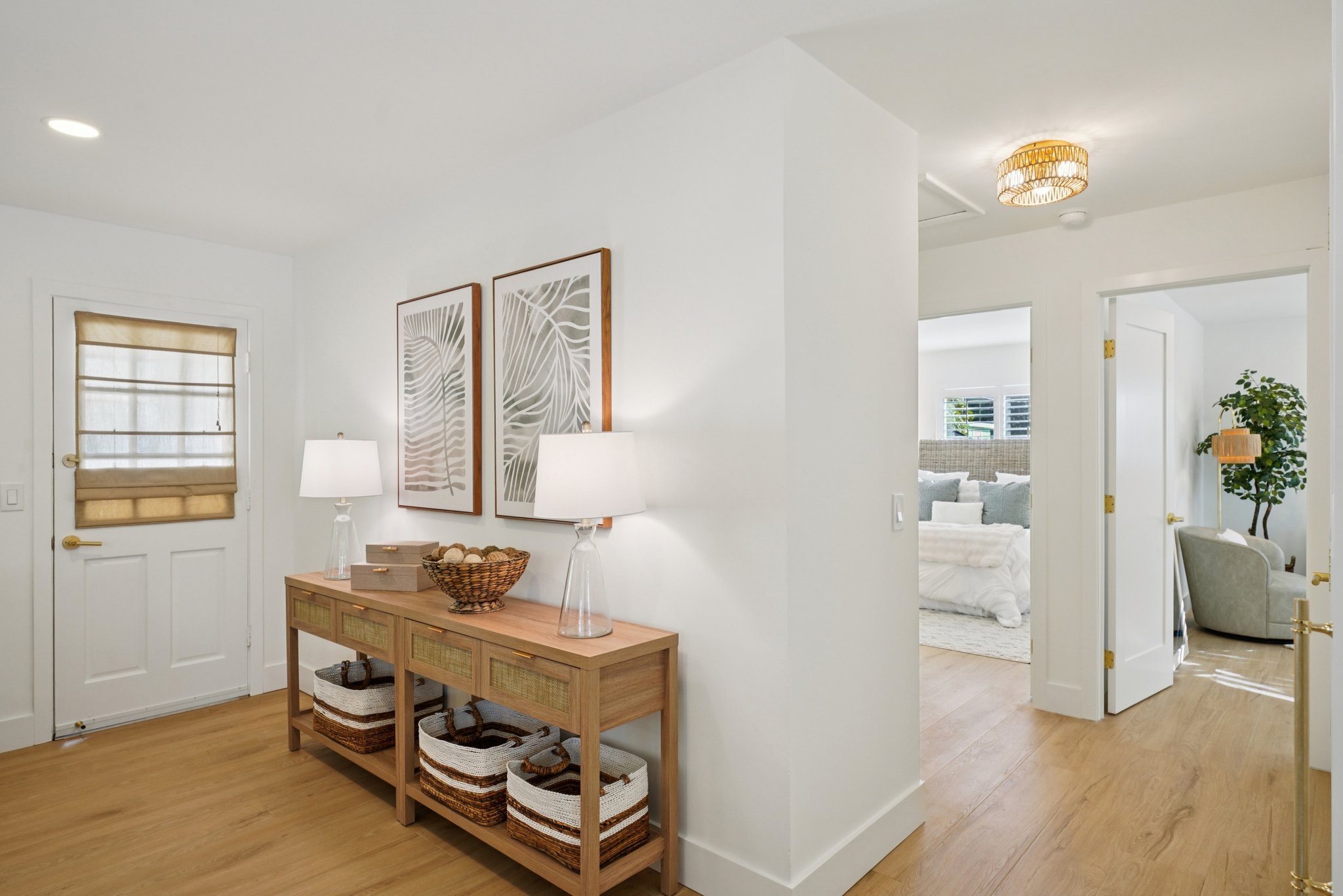 W San Pedro St-L2212-050.jpg