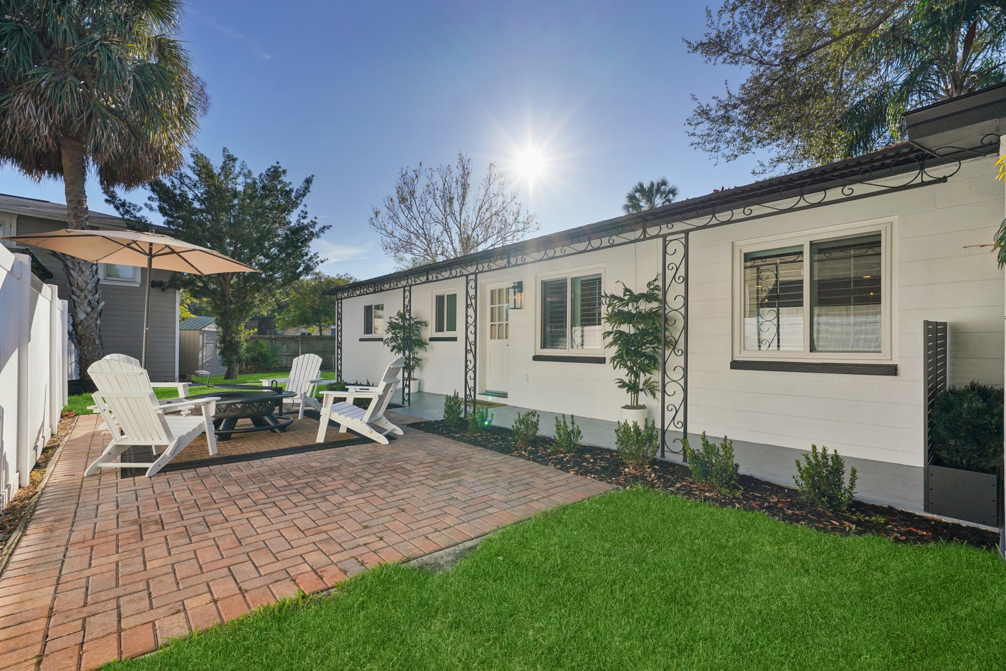 W San Pedro St-L2212-060.jpg