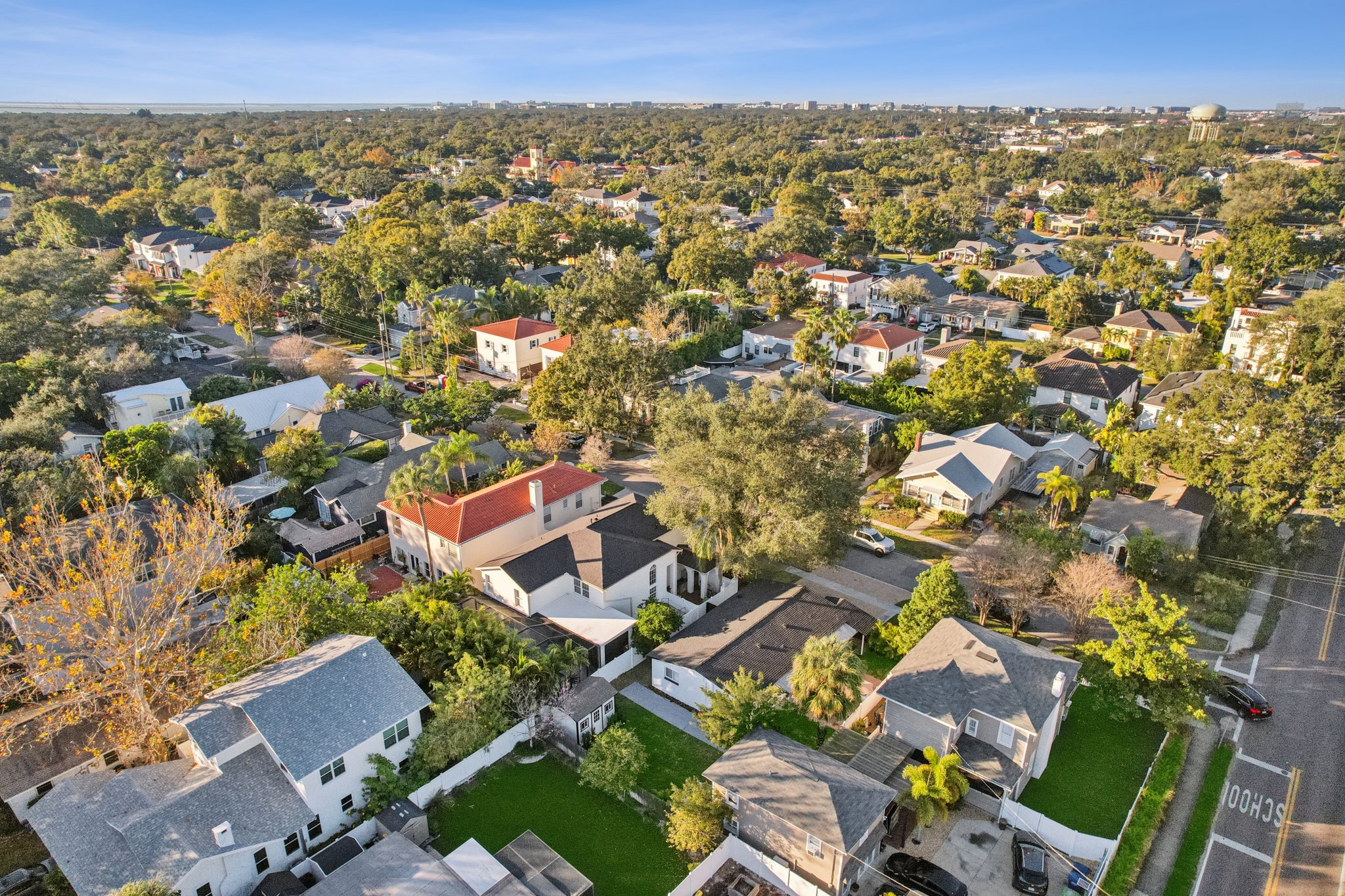 W San Pedro St-L2312-011.jpg