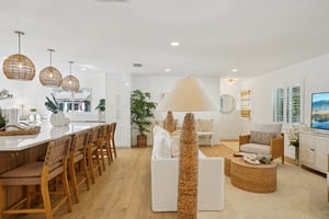 W San Pedro St-L2212-008.jpg