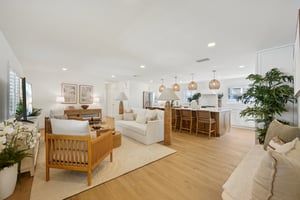 W San Pedro St-L2212-013.jpg