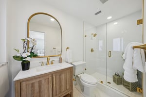 W San Pedro St-L2212-044.jpg