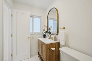 W San Pedro St-L2212-045.jpg