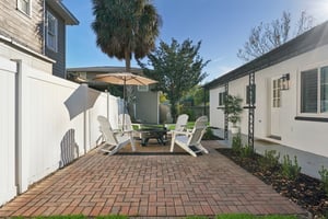 W San Pedro St-L2212-059.jpg