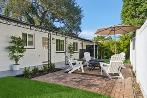 W San Pedro St-L2212-063.jpg