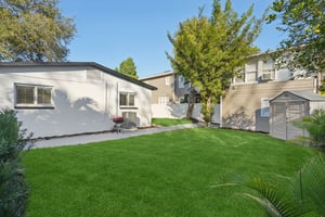 W San Pedro St-L2212-067.jpg