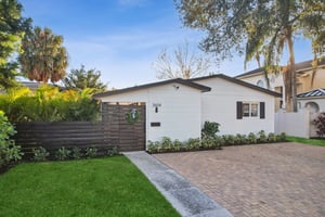 W San Pedro St-L2312-001.jpg