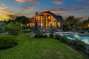  Photo 0