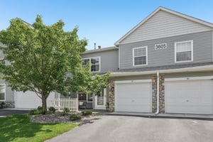 Lawndale Ln N 17-S2407-003.jpg