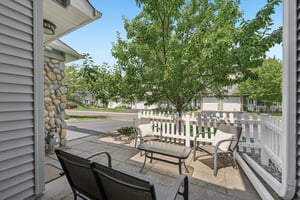 Lawndale Ln N 17-S2407-006.jpg