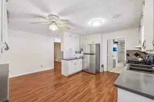 Riviera Dr-S2808-009.jpg