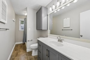 Riviera Dr-S2808-012.jpg