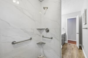 Riviera Dr-S2808-013.jpg