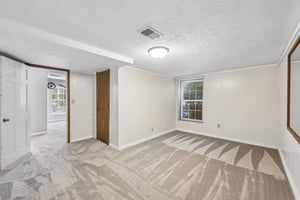 Riviera Dr-S2808-021.jpg