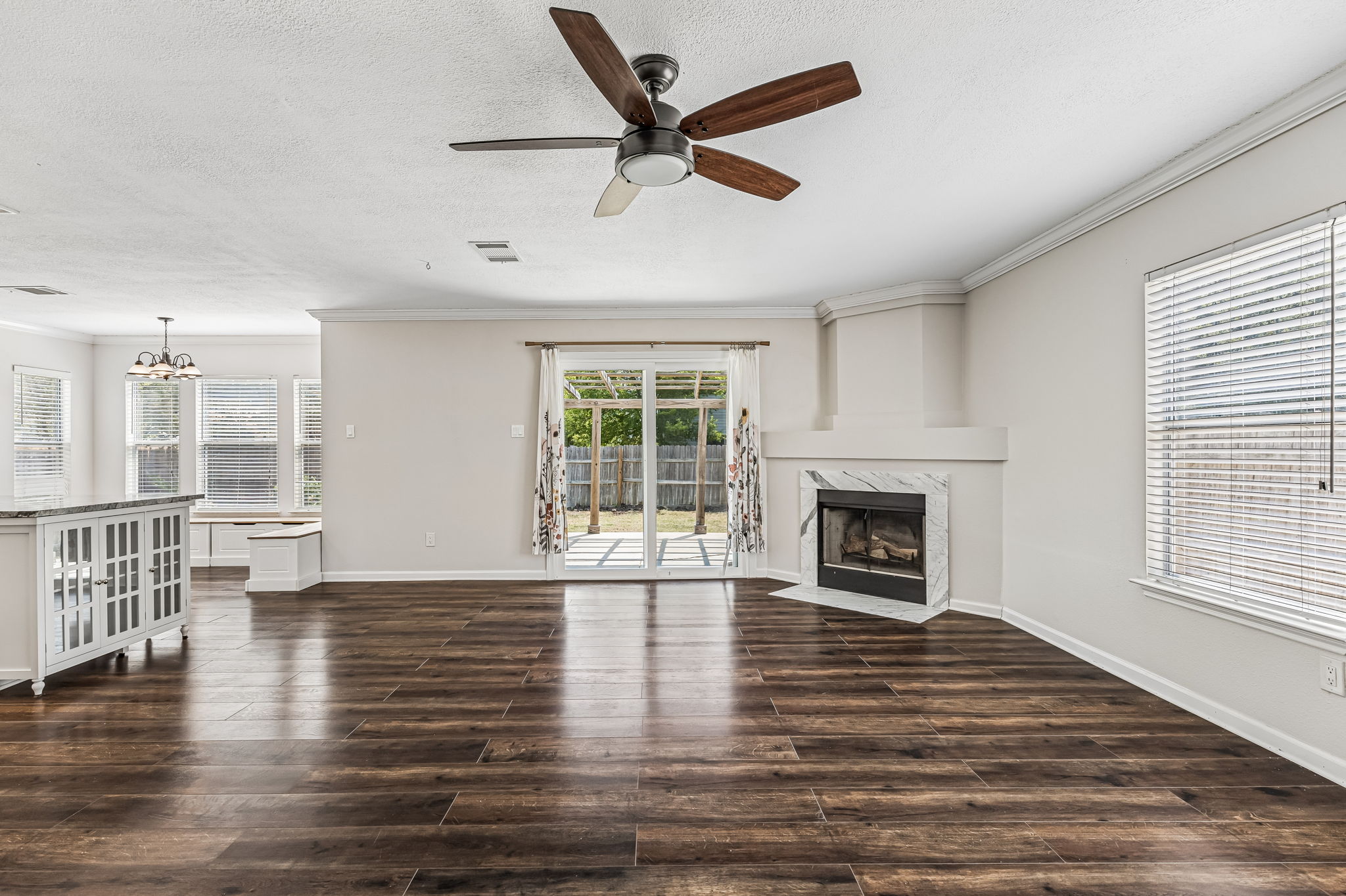 Kitchen / family room.