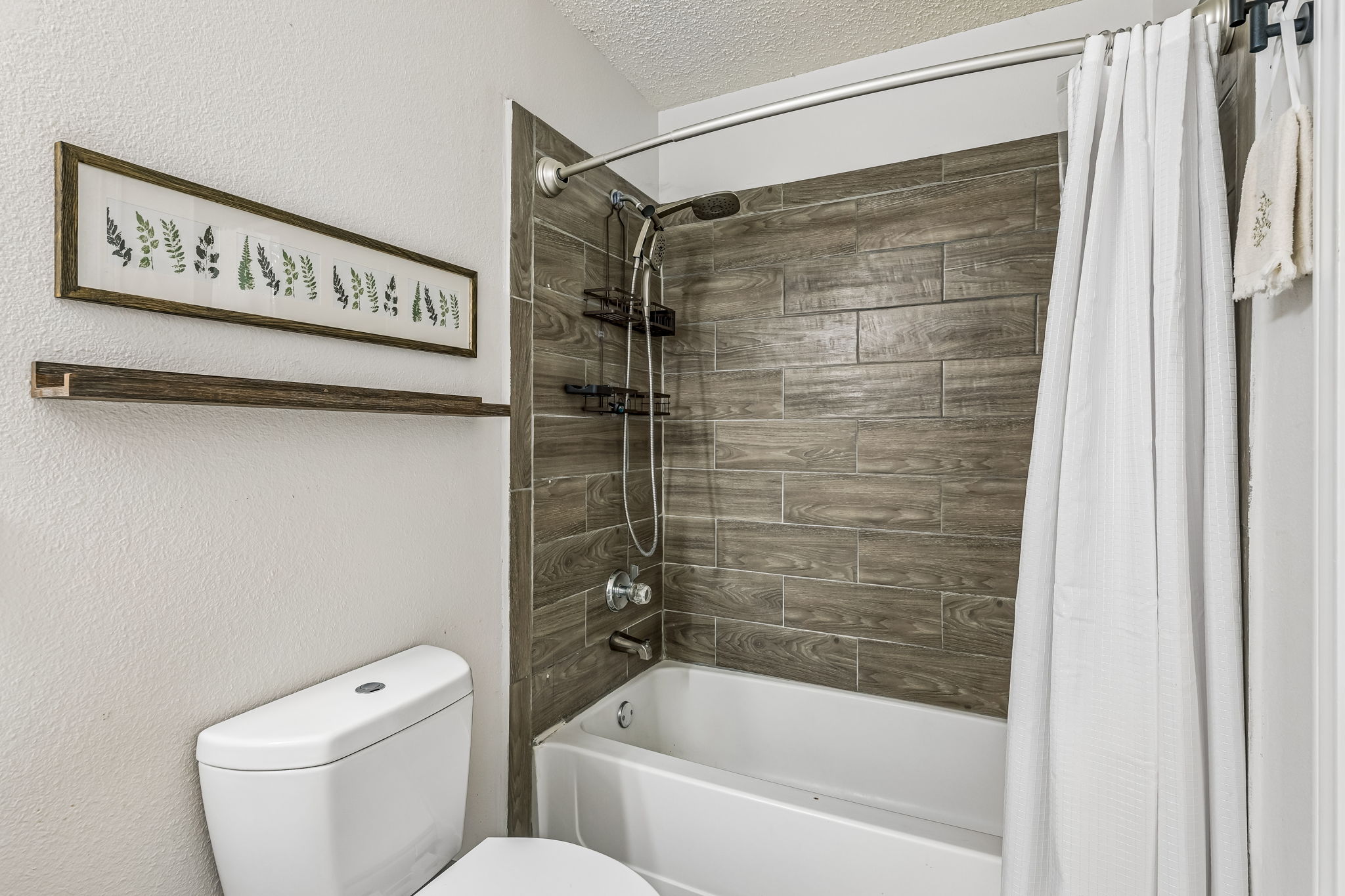 Primary Bathroom.