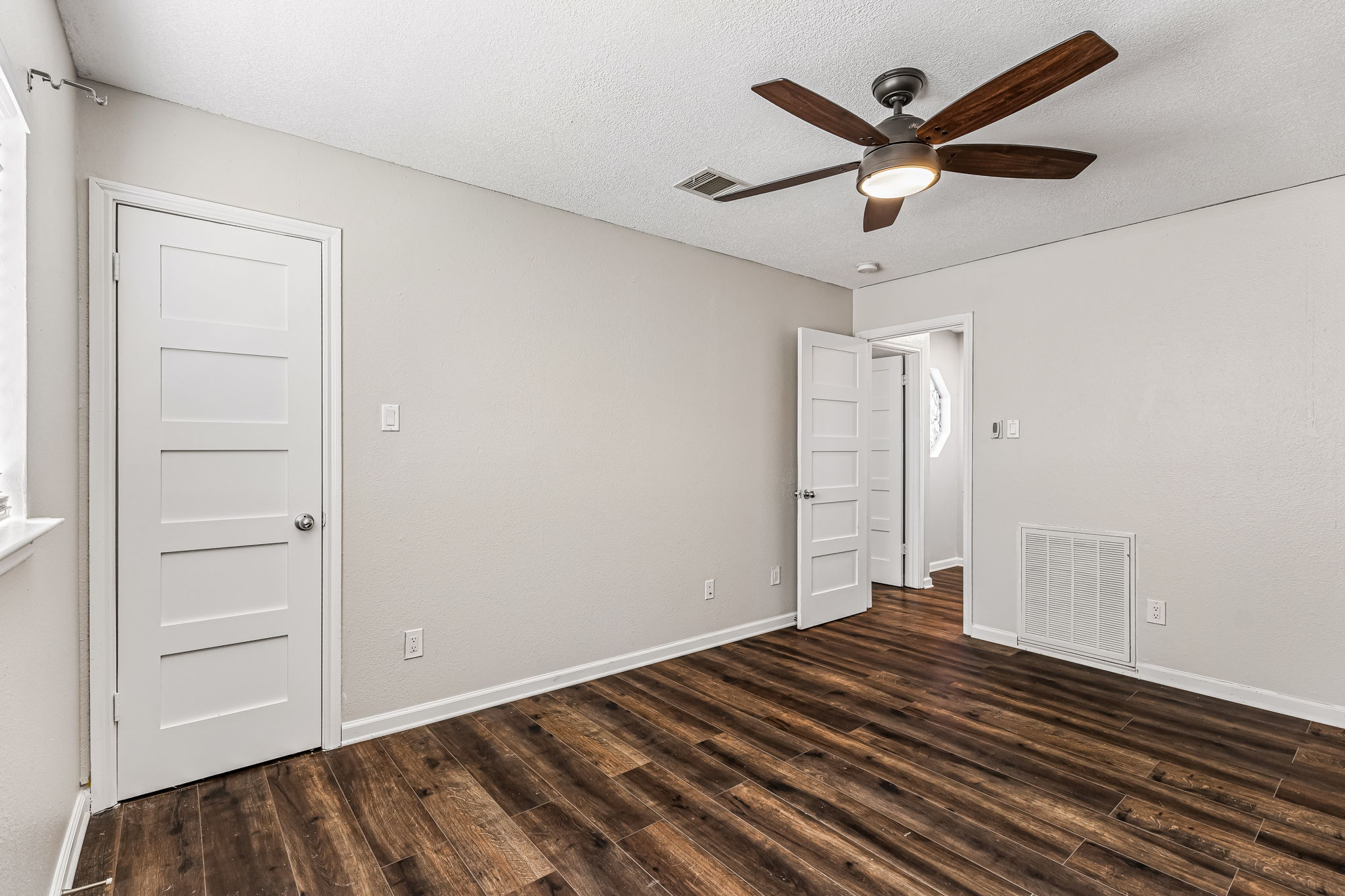 Guest bedroom #3.