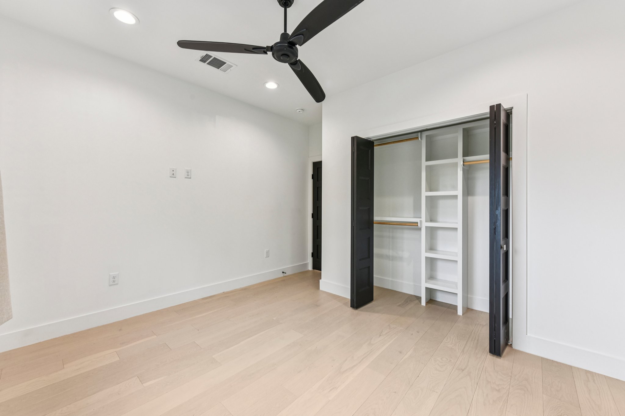 Grant St A-S1104-028.jpg