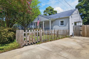  Photo 23