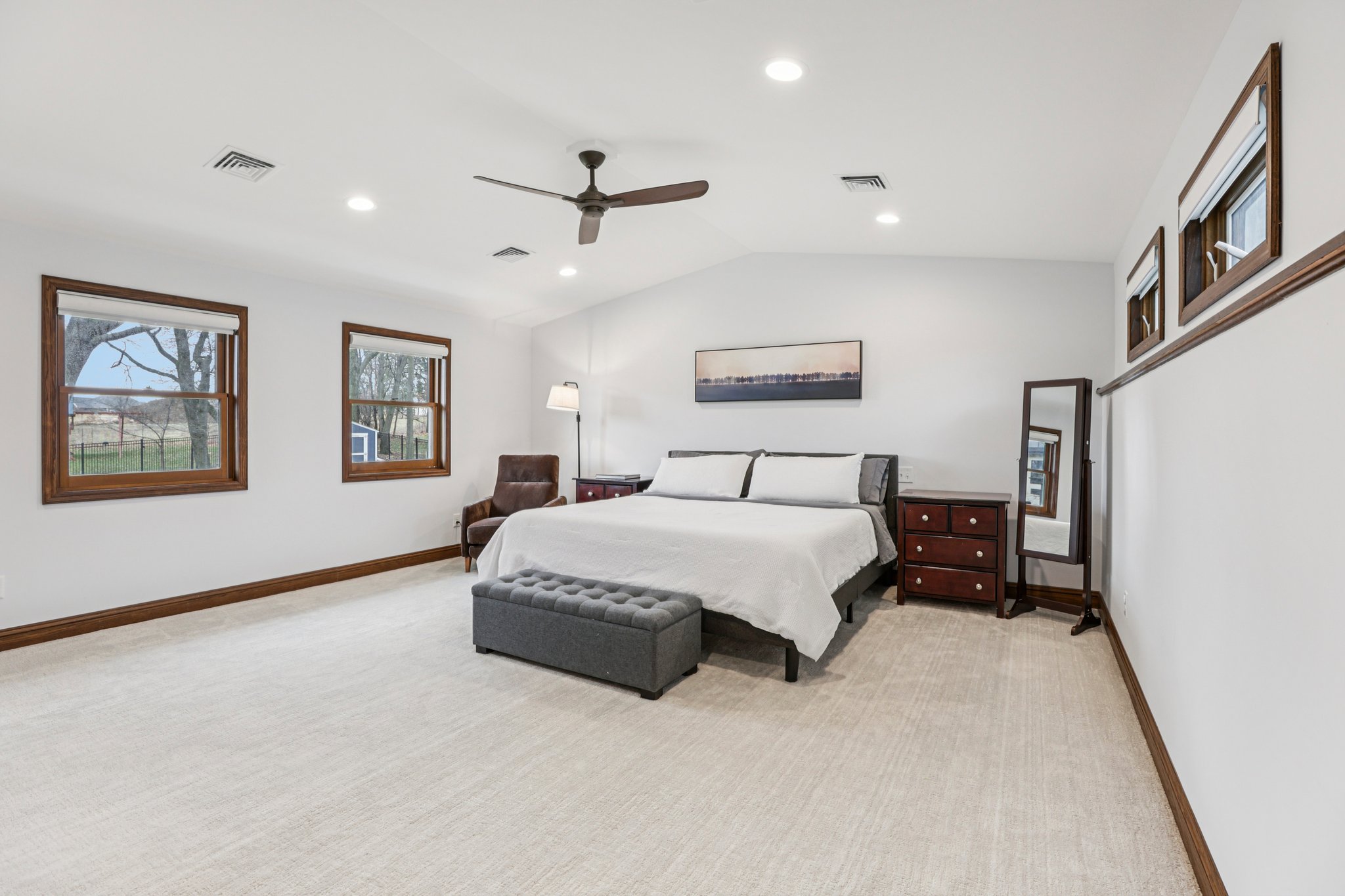 Richie Rd-S0404-030.jpg