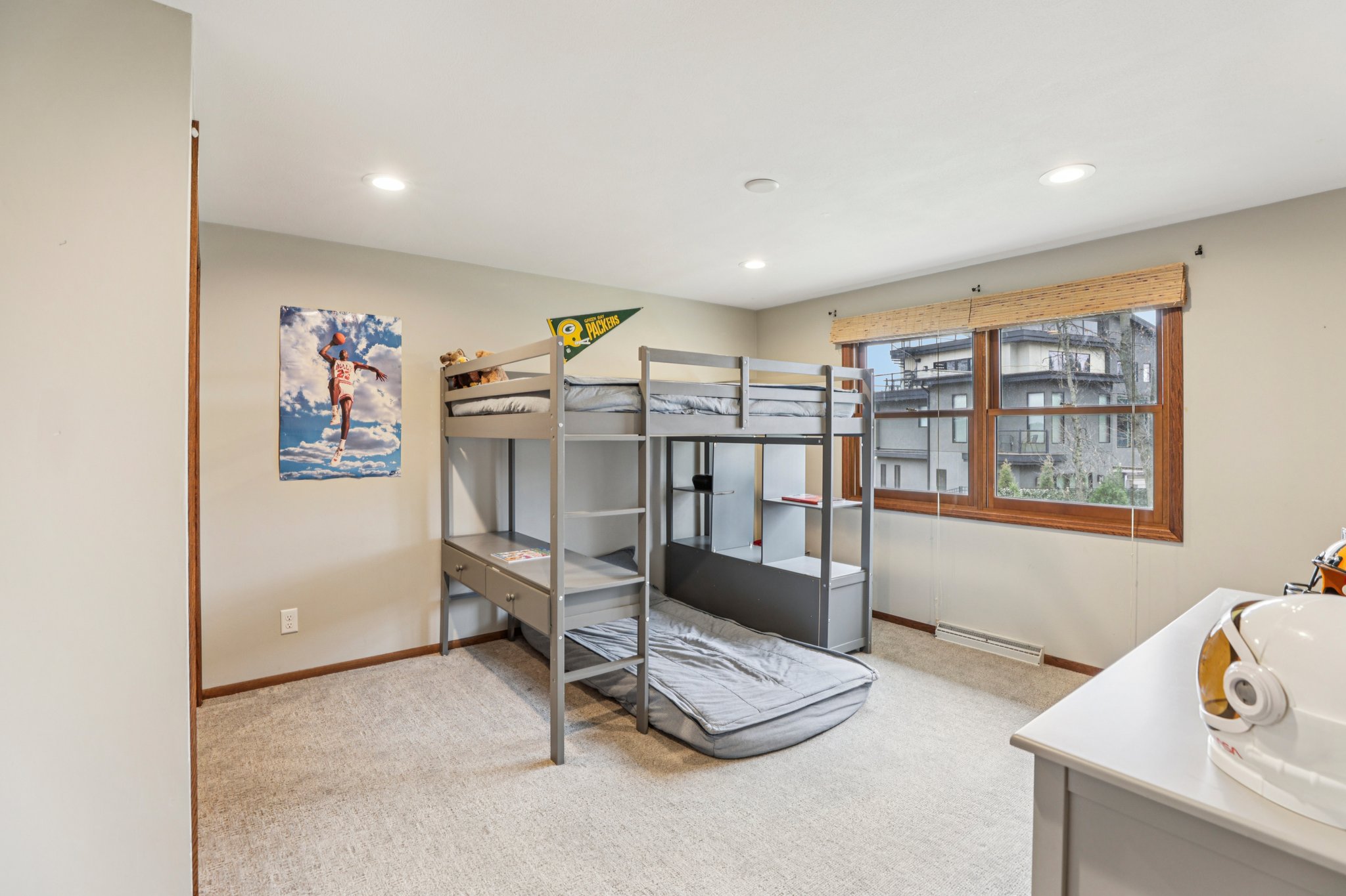 Richie Rd-S0404-048.jpg