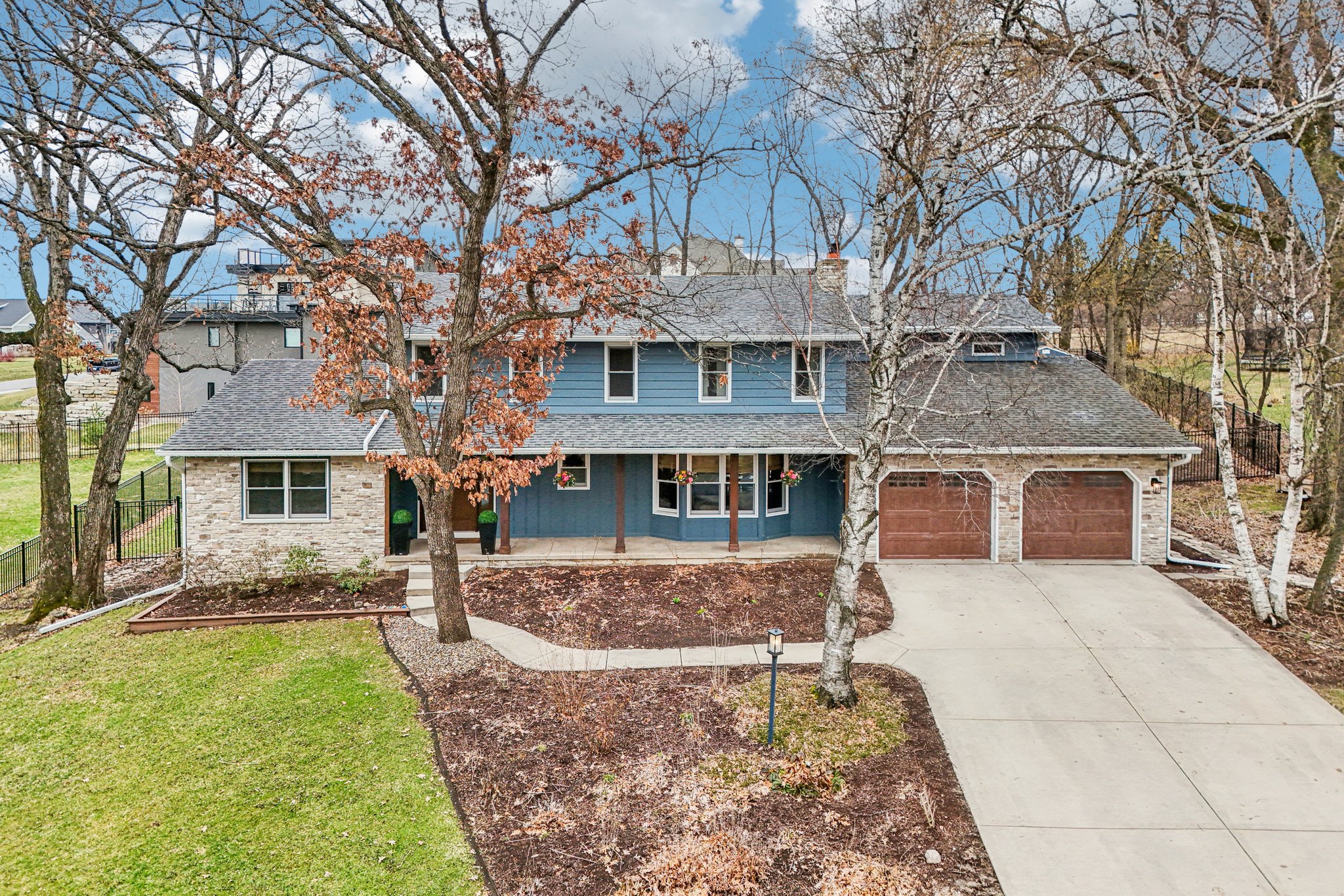 Richie Rd-S0404-065.jpg