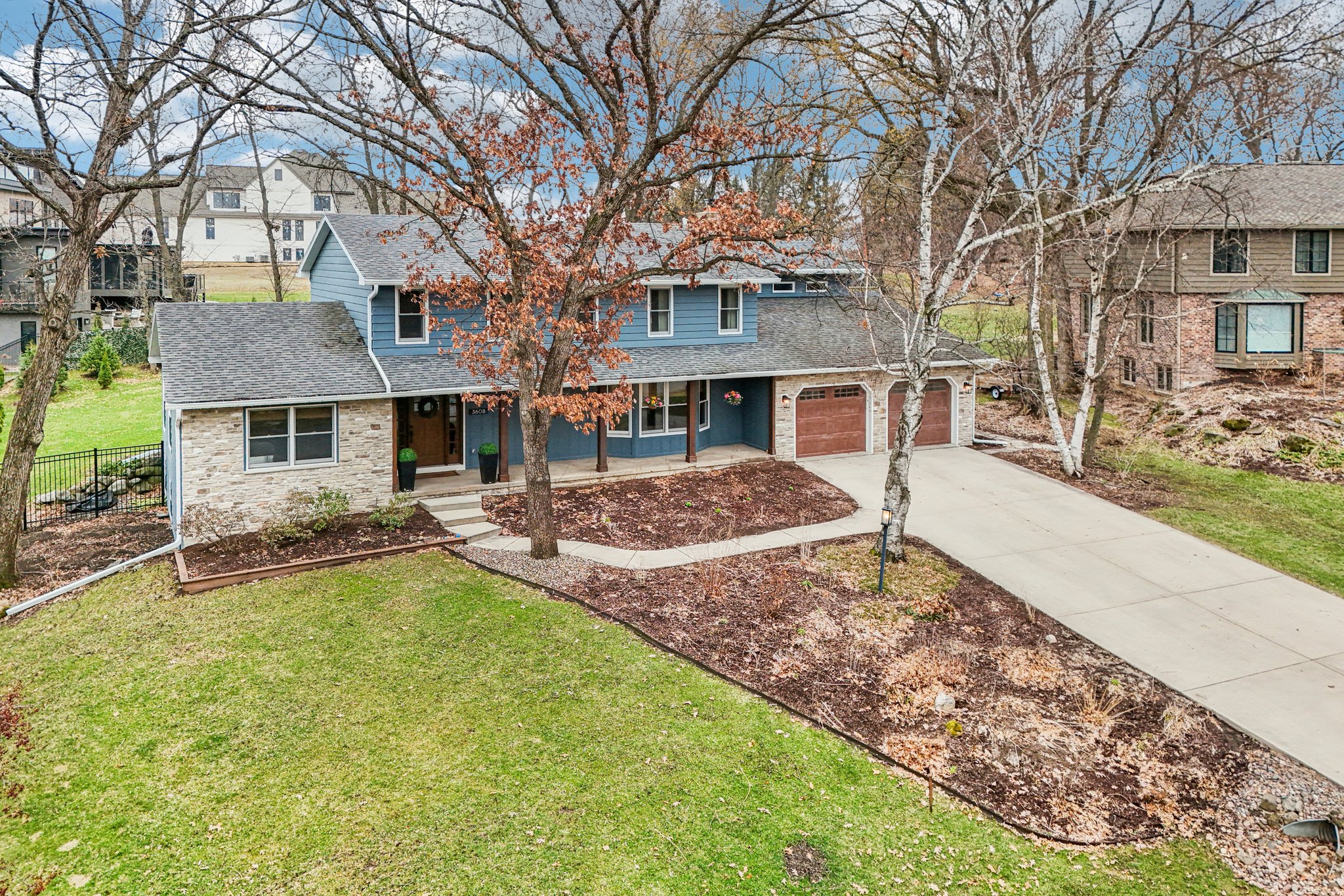 Richie Rd-S0404-066.jpg