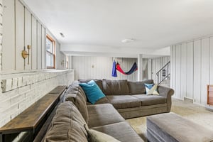 Richie Rd-S0404-005.jpg