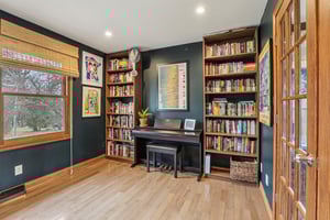 Richie Rd-S0404-019.jpg