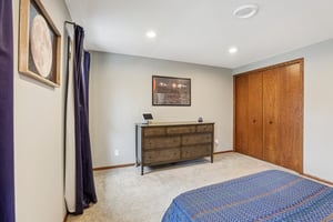 Richie Rd-S0404-025.jpg